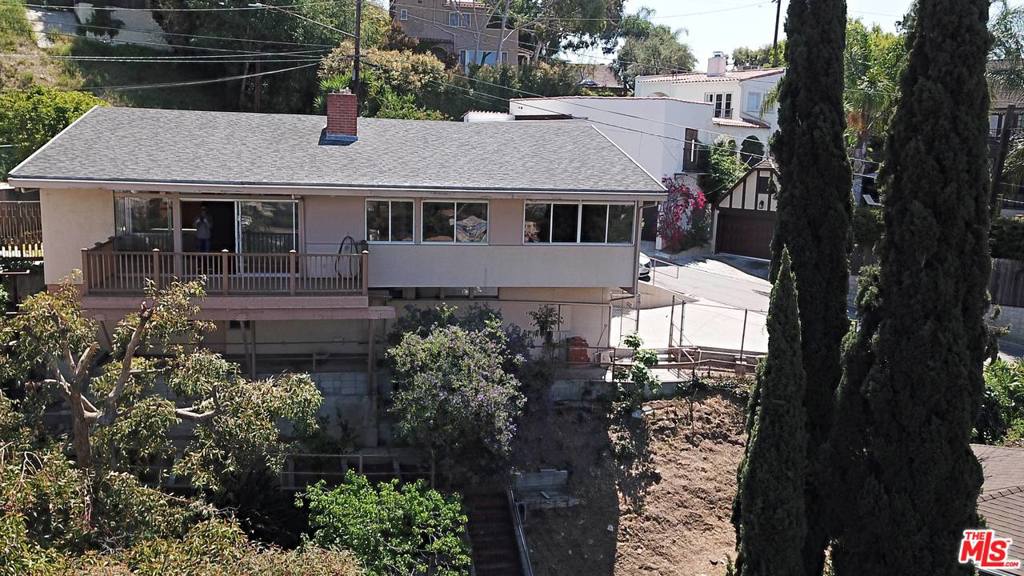 1729 SILVERWOOD Terrace