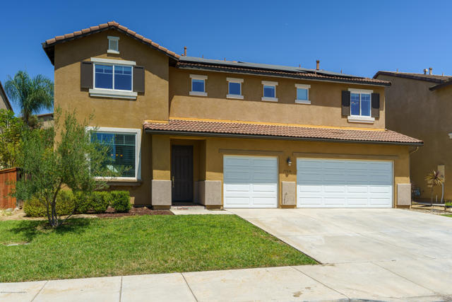 17316 Sandlewood Dr, Riverside, CA 92503