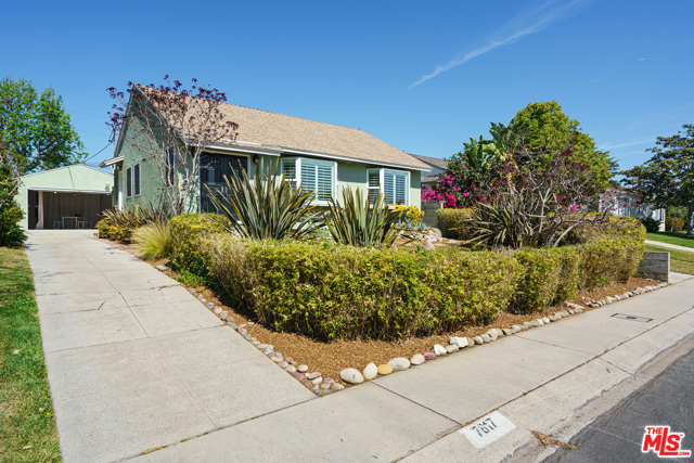 7817 Truxton Ave, Los Angeles, CA 90045