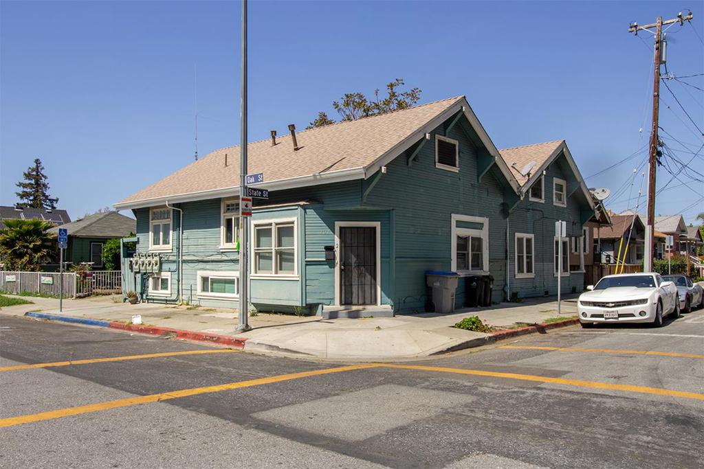 101 Oak Street