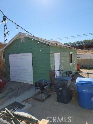 550 W Fredricks Street
