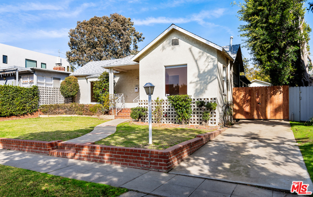3136 Greenfield Ave, Los Angeles, CA 90034