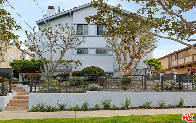 106 LUCIA Avenue, Redondo Beach, California 90277, 2 Bedrooms Bedrooms, ,3 BathroomsBathrooms,Residential,Sold,LUCIA,18323280