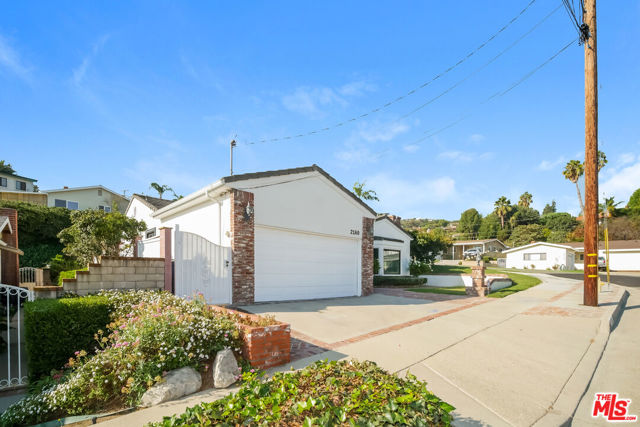 2160 Dorado Drive, Rancho Palos Verdes, California 90275, 3 Bedrooms Bedrooms, ,2 BathroomsBathrooms,Residential,Sold,Dorado,21791764