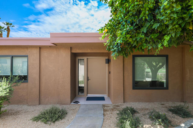 17 Seville Drive, Rancho Mirage, CA 92270