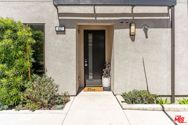 Image 2 for 4327 N Mallow Rd, Los Angeles, CA 90041