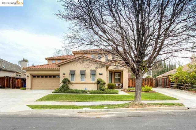 1804 Spanish Trail Ct Brentwood, California Great floor plan on a premium lot. Original owners who purchased with several upgrades. Crown molding, oak mantle above fireplace. Upgraded kitchen cabinets, pantry door & Christmas Light Package, to name a few. Master suite and office downstairs. Plantation shutters, kitchen with breakfast bar, large loft area, single and two car garage, storage shed in backyard. Nice RV parking space behind a gate, side yard access on both sides of house. Located within walking distances to school, trails, park at the end of court. This one's a beauty, don't miss out!!