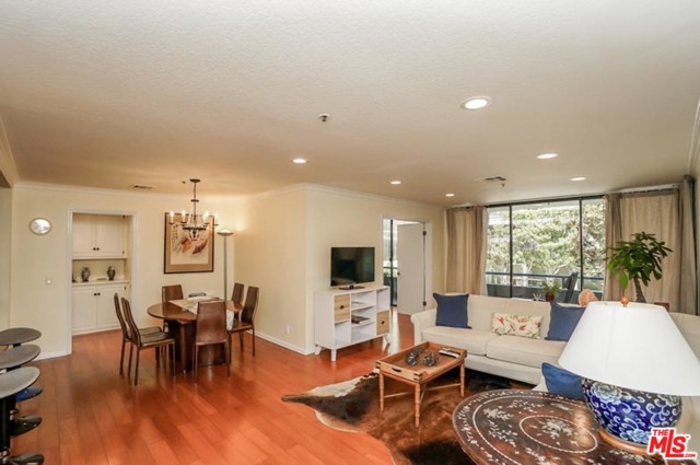 880 W 1ST Street 305 Los Angeles, California Remodeled one-bedroom plus office/den unit with courtyard/pool views. Furnished Unit. Large open floor plan. Building amenities include: two-car subterranean parking, fitness-gym, security, pool, spa, guest parking, and more. Centrally located by the courthouse, concert hall, and financial district.
