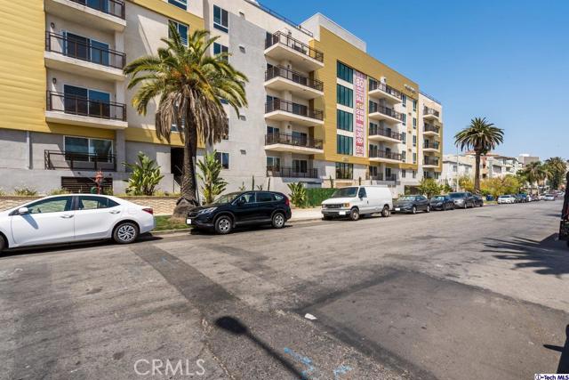 Image 2 for 2939 Leeward Ave #508, Los Angeles, CA 90005