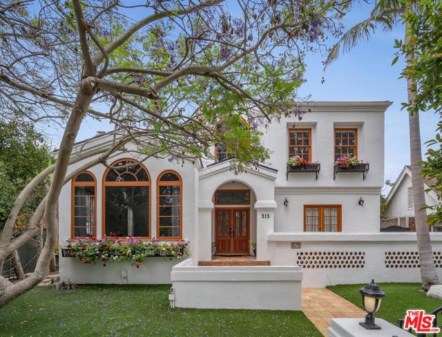 315 15Th Street Santa Monica, California Beautiful contemporary home for sale in the prestigious North of on Montana neighborhood. Located on a quiet tree-lined street, this spacious home is full of natural light and features vaulted ceilings with exposed beams. Tasteful updates have been made throughout, including a remodeled kitchen, a brand new solar roof, and an EV charger located in the detached two car garage. The floorplan is very functional, boasting 5 bedrooms and 4.5 bathrooms. The master bedroom has an adjoined office and two balconies that overlook the backyard that features a fire pit with built-in seating and a pool + spa with a retractable cover. In addition, the grounds are sensibly landscaped with artificial turf for a reduced water bill. This house is perfect for entertaining, working from home, and is located in one of the most walkable neighborhoods in the city. Don't miss this opportunity!