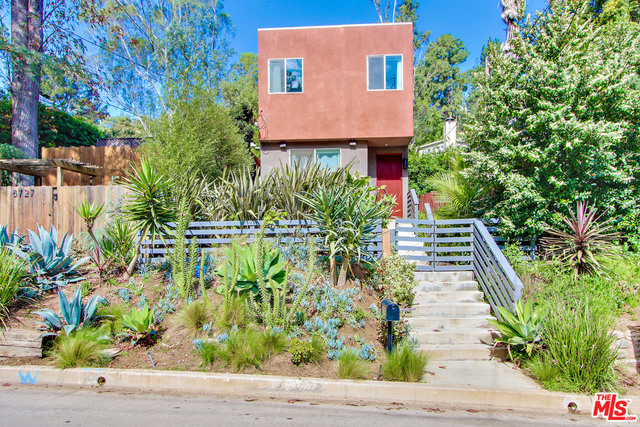 8725 Lookout Mountain Ave, Los Angeles, CA 90046