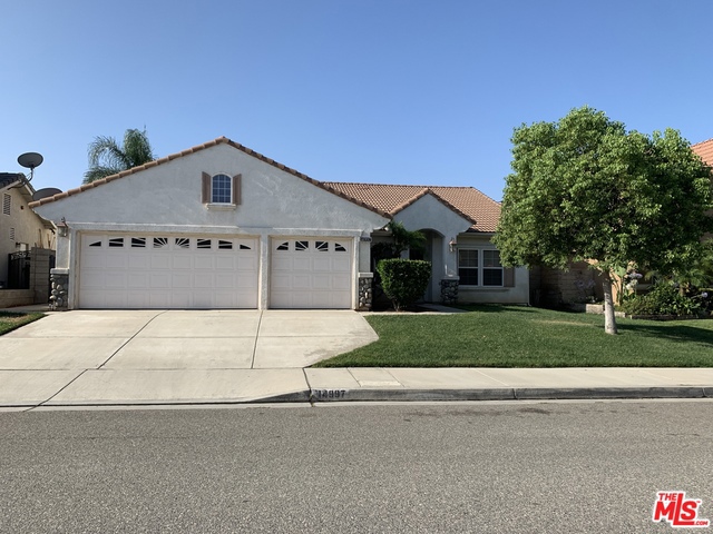 14997 Fairhaven Dr, Fontana, CA 92336