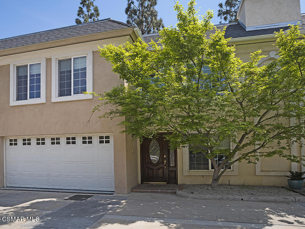 Chatsworth Condos and Townhomes