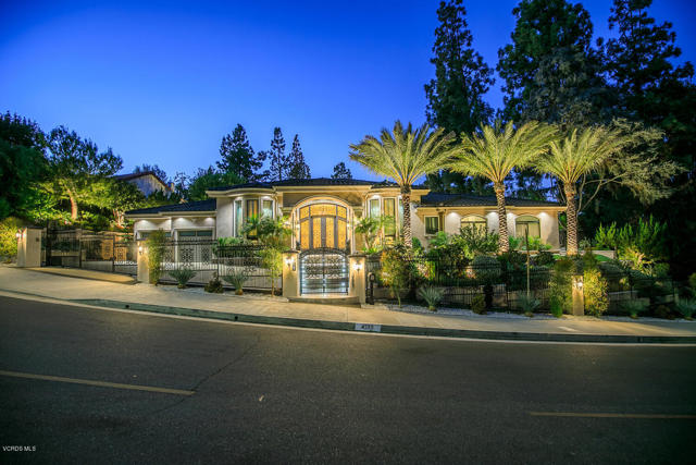 Photo of 4555 Winnetka Avenue, Woodland Hills, CA 91364