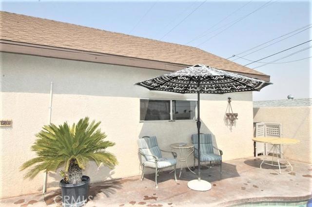 241 E Virginia Way