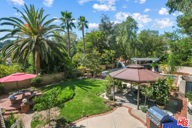 Photo of 17407 Rainbow Ridge Circle, Granada Hills, CA 91344