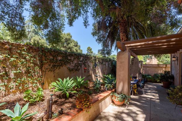 203 Montgomery Street, Ojai, California 93023, ,Commercial Sale,For Sale,Montgomery,220006880