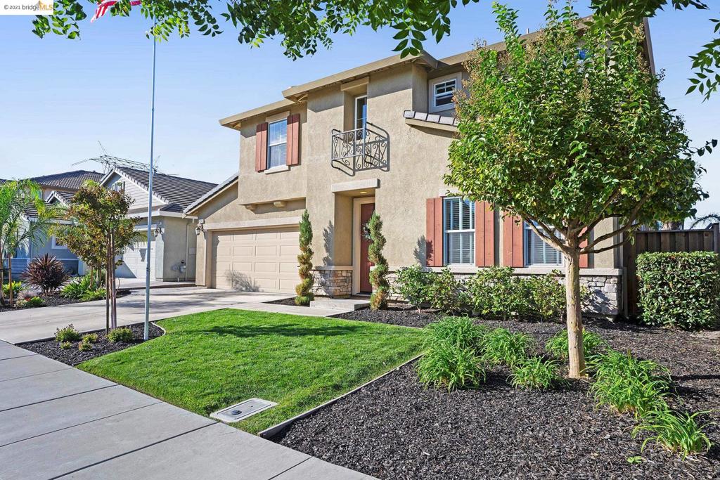 524 Lake Park Ct