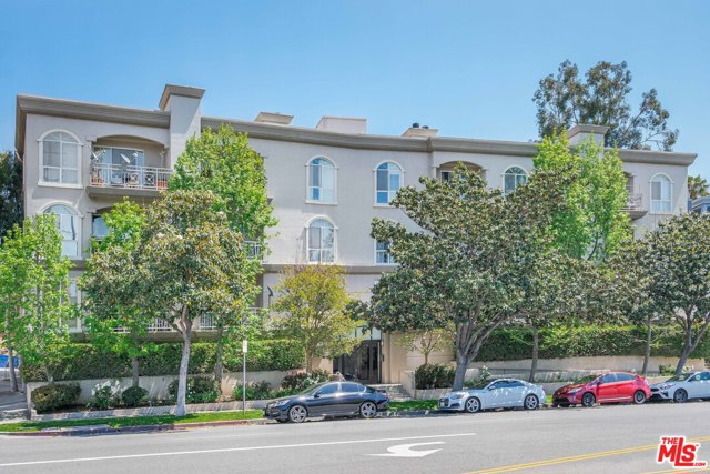 1820 S Beverly Glen Blvd #205, Los Angeles, CA 90025