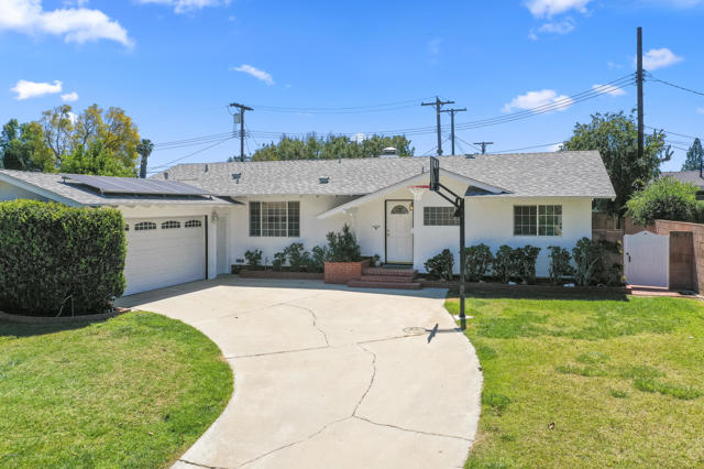 16530 Hiawatha Street, Granada Hills, California 91344, 3 Bedrooms Bedrooms, ,2 BathroomsBathrooms,Single Family Residence,For Sale,Hiawatha,220003935