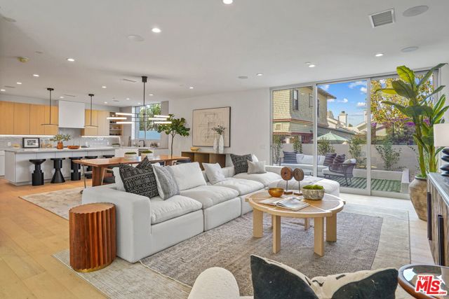 436 Pier Avenue B Santa Monica, California Spectacular new construction townhome with incredible views. This beautifully designed home features over 2635 SF of luxurious living space over 3 levels as well as a stunning private rooftop and underground garage with direct access. Relax and enjoy ultimate beach living and host beautiful al fresco dinners in the lovely outdoor setting. Conveniently located in the heart of Ocean Park and on the border to Venice Beach one can truly experience the best of both worlds, living in walking distance to all the fun Silicon Beach has to offer.