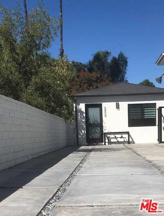 Photo of 5811 Corbin Avenue, Tarzana, CA 91356