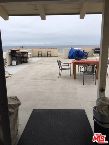 72 THE STRAND, Hermosa Beach, California 90254, 3 Bedrooms Bedrooms, ,2 BathroomsBathrooms,Residential,Sold,THE STRAND,17236794