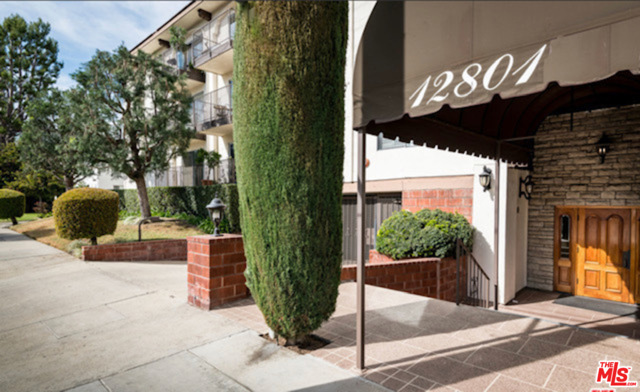 Photo of 12801 Moorpark Street #102, Studio City, CA 91604