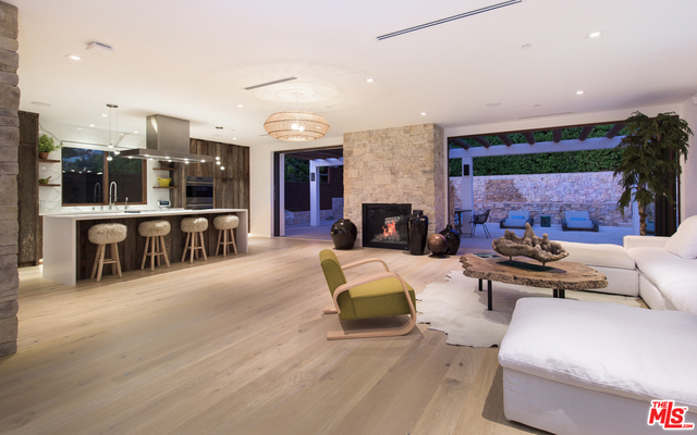 7829 ELECTRA Drive