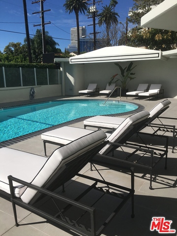 LUX SW POOL & CABANAS