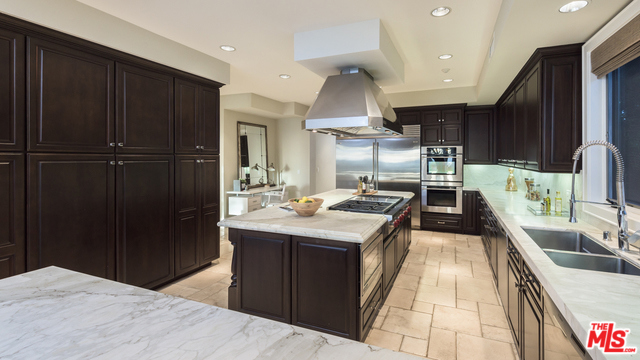 12000 CREST Court