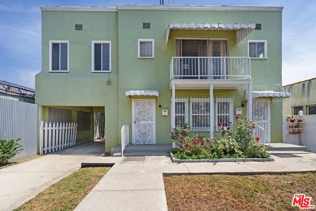 5812 8Th Ave, Los Angeles, CA 90043