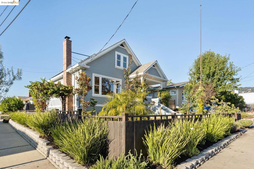 3507 Midvale Ave