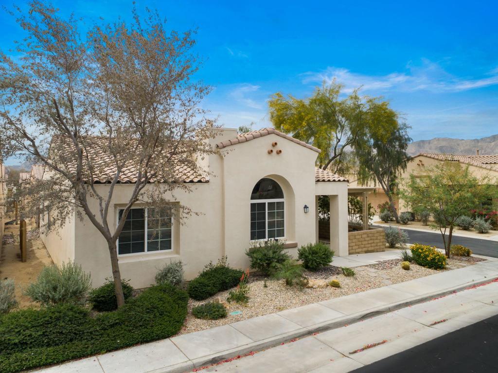 Residential for sale in La Quinta, California, 219042496DA