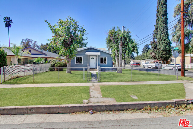 2096 N Mountain View Ave, San Bernardino, CA 92405