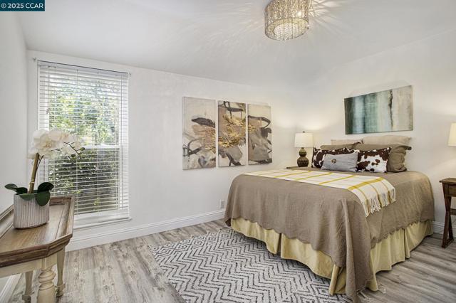 2075 Ascot Dr, Moraga CA: https://media.crmls.org/mediaz/a0008e55-f123-4cbf-a291-95236762ad3a.jpg