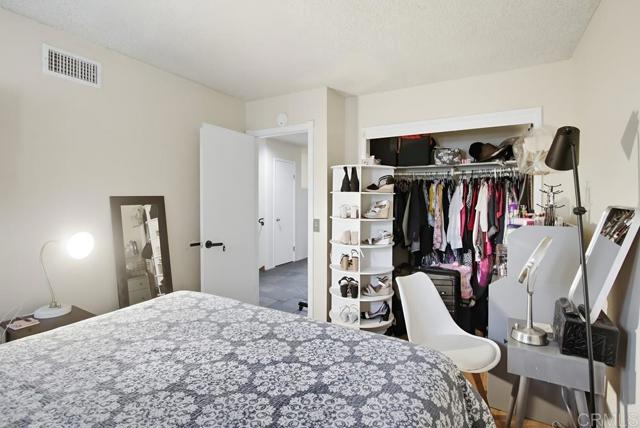 3612 Fairlomas Road, National City CA: https://media.crmls.org/mediaz/a0011e8f-b35d-4830-8b87-df579cfb632a.jpg