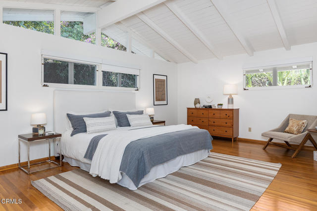 1199 Arden Road, Pasadena CA: https://media.crmls.org/mediaz/a001237c-5203-4df7-a449-556b0102737b.jpg