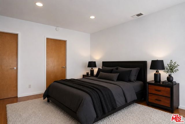 221 3rd Avenue photo 10
