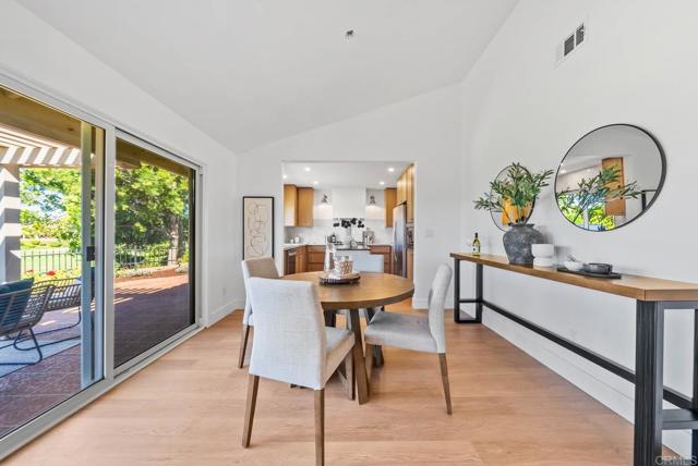 Detail Gallery Image 5 of 30 For 17544 Plaza Otonal, San Diego,  CA 92128 - 3 Beds | 2 Baths