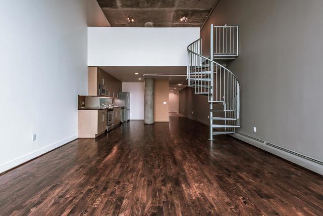 311 Oak Street, Oakland CA: https://media.crmls.org/mediaz/a00191db-b4fd-428b-beb7-bdbd2c11832a.jpg