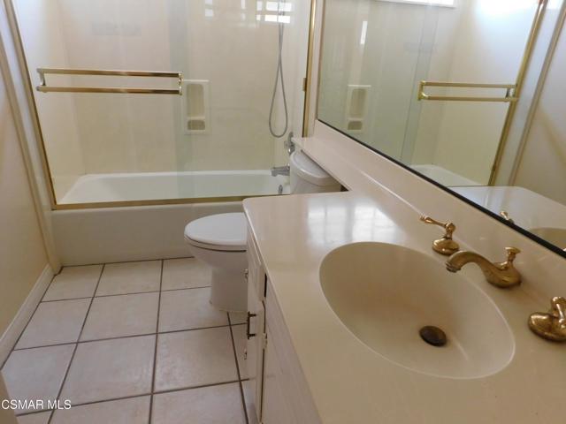 29140 Quail Run Drive, Agoura Hills CA: https://media.crmls.org/mediaz/a00197bb-4908-4822-8c61-e466e2d9f96a.jpg