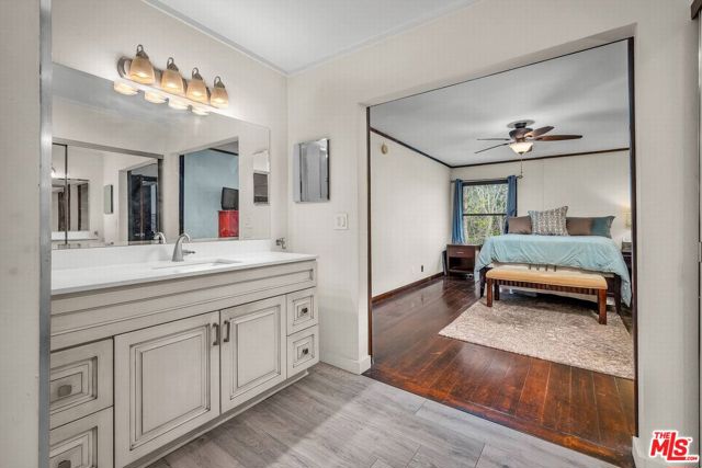 7765 W 91st Street, Playa del Rey CA: https://media.crmls.org/mediaz/a002b9b2-41b3-455e-ad5e-765fde26e935.jpg