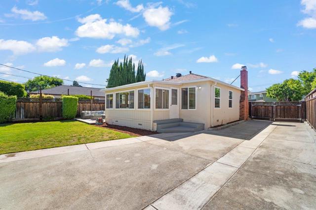 15147 Charmeran Avenue, San Jose CA: https://media.crmls.org/mediaz/a0037cf2-448b-48d2-82a8-91b905110c48.jpg
