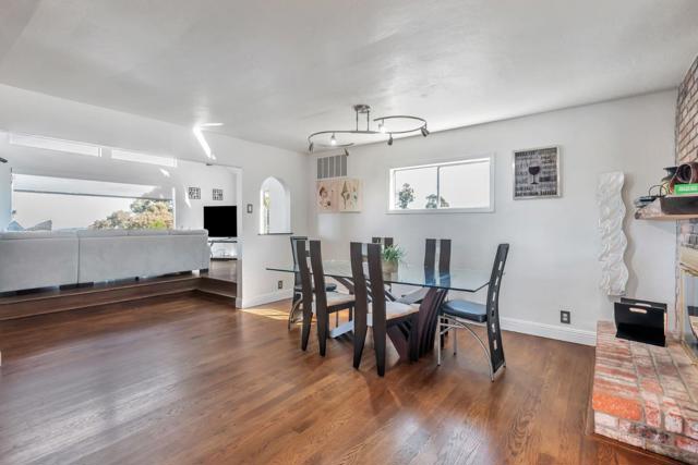 347 Rolling Hills Avenue, San Mateo CA: https://media.crmls.org/mediaz/a0041a23-ded7-456f-999c-7a1b39c5d6c0.jpg