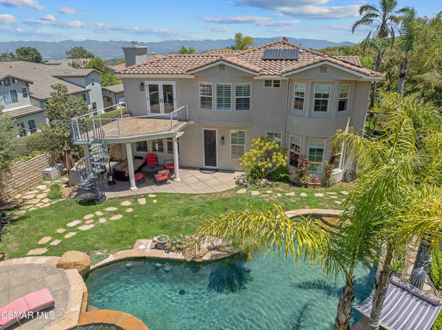 3269 Morning Ridge Avenue, Thousand Oaks CA: https://media.crmls.org/mediaz/a0043f44-f86c-46cf-aed2-2ff938efc1d5.jpg
