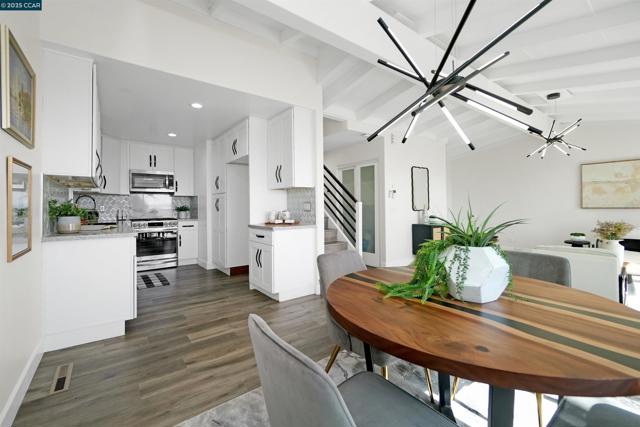 5929 Harbor View Ave, San Pablo CA: https://media.crmls.org/mediaz/a004d0a2-ffd2-4561-8a6c-eb609f9a02b8.jpg