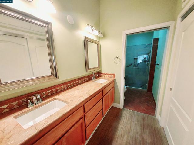 3080 Casadero Ct, Pleasanton CA: https://media.crmls.org/mediaz/a00525ff-018e-4d31-9225-27eaabc5627f.jpg