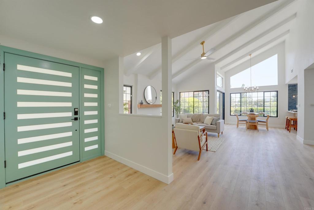 1022 La Casa Drive - photo 6