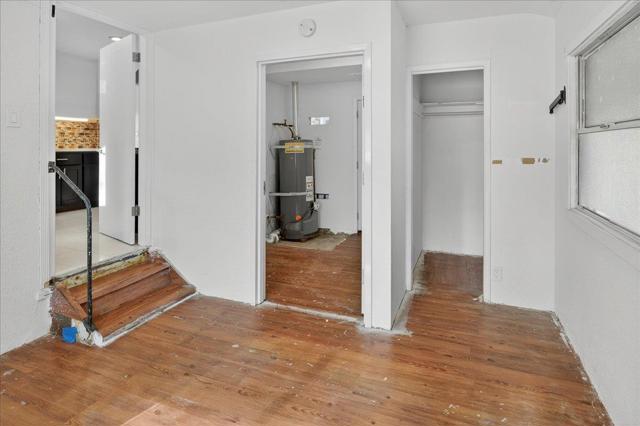 3703 Florence Street, Redwood City CA: https://media.crmls.org/mediaz/a007b948-25fe-48cb-89fa-7bca3188daf9.jpg